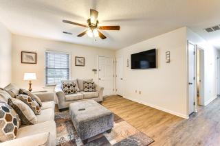 Deck & Fenced Yard: Family Home in Winterville - 6
