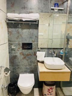 Hotel Naam Resto Bar - 3