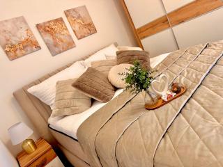 Csatangoló Lovas Apartman Gold - 1