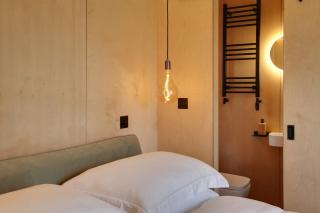 The Woods - Luxury cabin in a woodland setting - Hatfield Broad Oak - 8