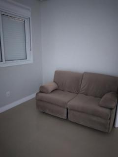 Amplo apartamento em Torres - 4 dormitórios - 1