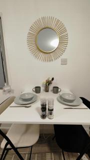 Cozy studio with Netflix & chill & Parking - Ponders End - 6