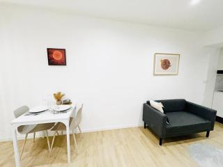 Studio Royal Séjour proche centre, parking gratuit - Saint-Quentin - 6