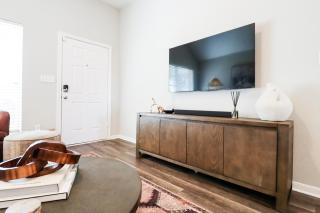 Cozy Home in the Heart of Aggieland - College Station - 6