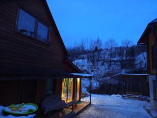 Gostynnyi Dvir u Marichky - Lazeshchyna - 3