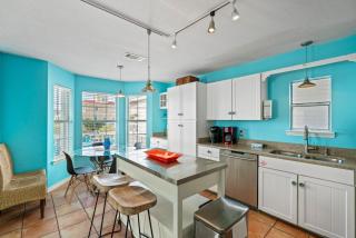 Blues Beach Bungalow - 2