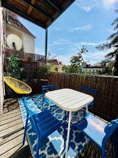 Kunstvolles Apartment im Zentrum - free parking - Graz - 5