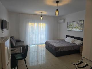 Margarita gardens block 6 studio apartment 623 - 2