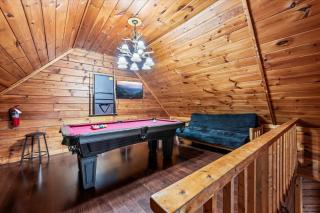 Smoky Mountain Chalet with Swim Spa- Theater- Pool Table- Pet Friendly - Gatlinburg - 6