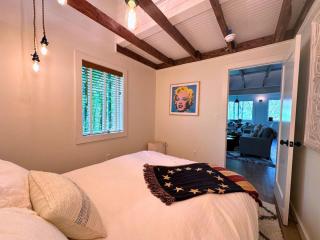 7 ZEN Luxury Cabin in the Woods - Greenwood Lake - 2