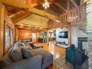 Spacious Log Home in Warwick - Warwick - 8