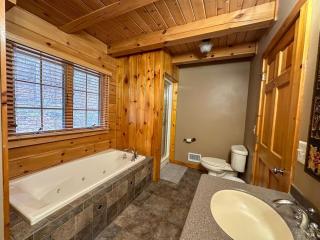Spacious Log Home in Warwick - Warwick - 1