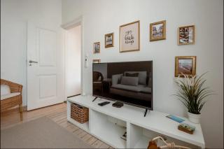 2 Bedroom Apartment with Great Transport Links to the Heart of Lisbon - Lissabon - 0