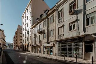 2 Bedroom Apartment with Great Transport Links to the Heart of Lisbon - Lissabon - 6