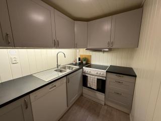 Cozy Apartment in the Harbour of Jørpeland - 8