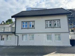 Cozy Apartment in the Harbour of Jørpeland - Jørpeland - 4