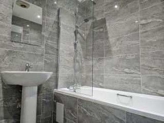 One bedroom flat - Barking - 9