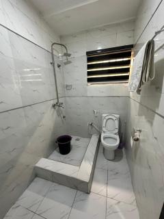 Spacious and luxurious studio apartment in OguduGRA - Lagos - 1