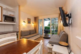 Domaine Bordaberry T2 Jardin et Superbe piscine - 5