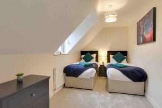 Kestrel Gardens Five Bedroom Homes - Great Dunmow - 4