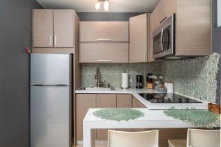 Modern & Cozy Studio in The Heart of Isla Verde - San Juan - 8