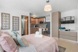 Modern & Cozy Studio in The Heart of Isla Verde - San Juan - 7