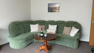 Große Ferienwohnung mit Terrasse am Achterwasser - Benz - 4