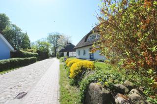 moderne Ferienwohnung mit eigener Terrasse - Haus Inselwind FeWo MEERglück - Groß Zicker - 8