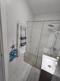 Alice Apartments - 3