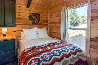 Overlook Cabin - 2