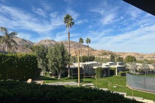 Ridgecrest Retreat - 9