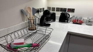 Leeds city penthouse 2 Bed apartment - 4