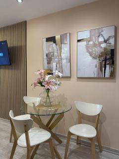 Heart of Athens, right next to Syntagma Square - 6