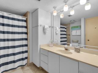 Hidden Dunes Cottage 215 by Newman-Dailey - 4