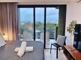 Ocean View Studio en 4th piso, enseguida de 5ta Ave - 4