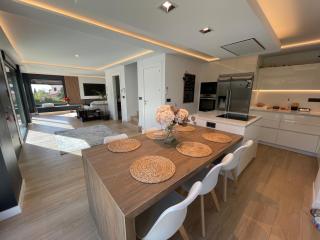 New Luxury Home in Granada with Private Pool - 1
