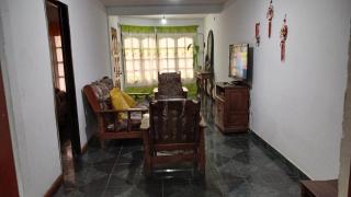 Casa Alquiler temporario garage y patio - 8