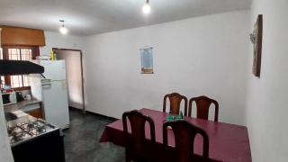 Casa Alquiler temporario garage y patio - 5