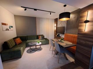 HILL Lux Apartman 1, FREE Secure private yard PARKING 2 place, DESIGNER home & WI-FI rooms & SMART TVx3 & 2 Bedroom & Rooms & Apartments Nis - Niš - 7