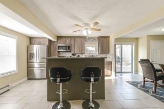 Home Near Skiing and Downtown Worcester - Worcester - 4