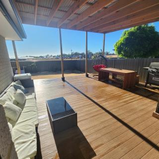 CIA Home Stay - Epsom - 9