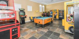 No Resort Fee, Near Disney, 4 Bd with Private Pool - Kissimmee - 4