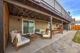 Panoramic Views, Close to Everything, Comforts of Home, 2 bed, 2 bath - Reno - 8