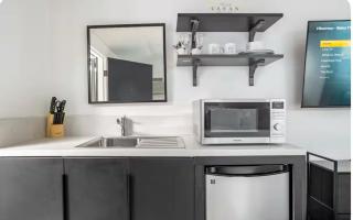 Charming one bed one bath privet studio - 2