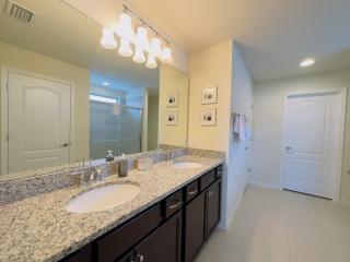 Near Disney Themed Luxury 5Bd Home Private Pool - Kissimmee - 6