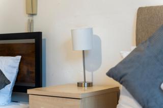 Luxe Stays-Sleeps 5-Contractors Accommodations - Birmingham - 1