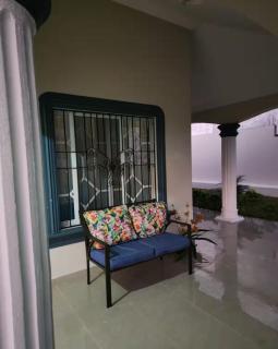 Encantadora Casa Familiar en Santiago - 1