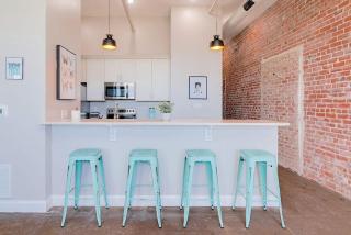 Breakfast at Tiffanys Downtown Newport News - 5