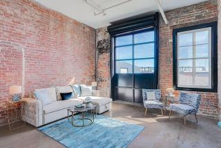 Breakfast at Tiffanys Downtown Newport News - 4