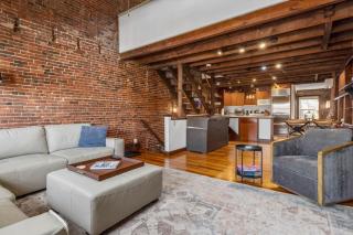 City Loft Group Getaway King Downtown Location - Newburyport - 6